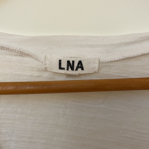 Classic Cap Sleeve Deep V in White - Picture 3 of 7